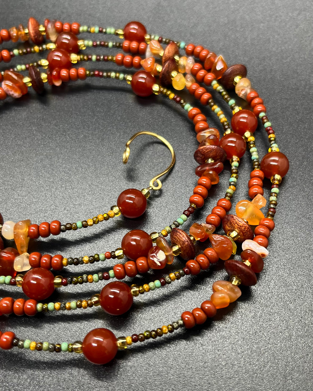 Voice Of Vitality Lip Cuff Necklace